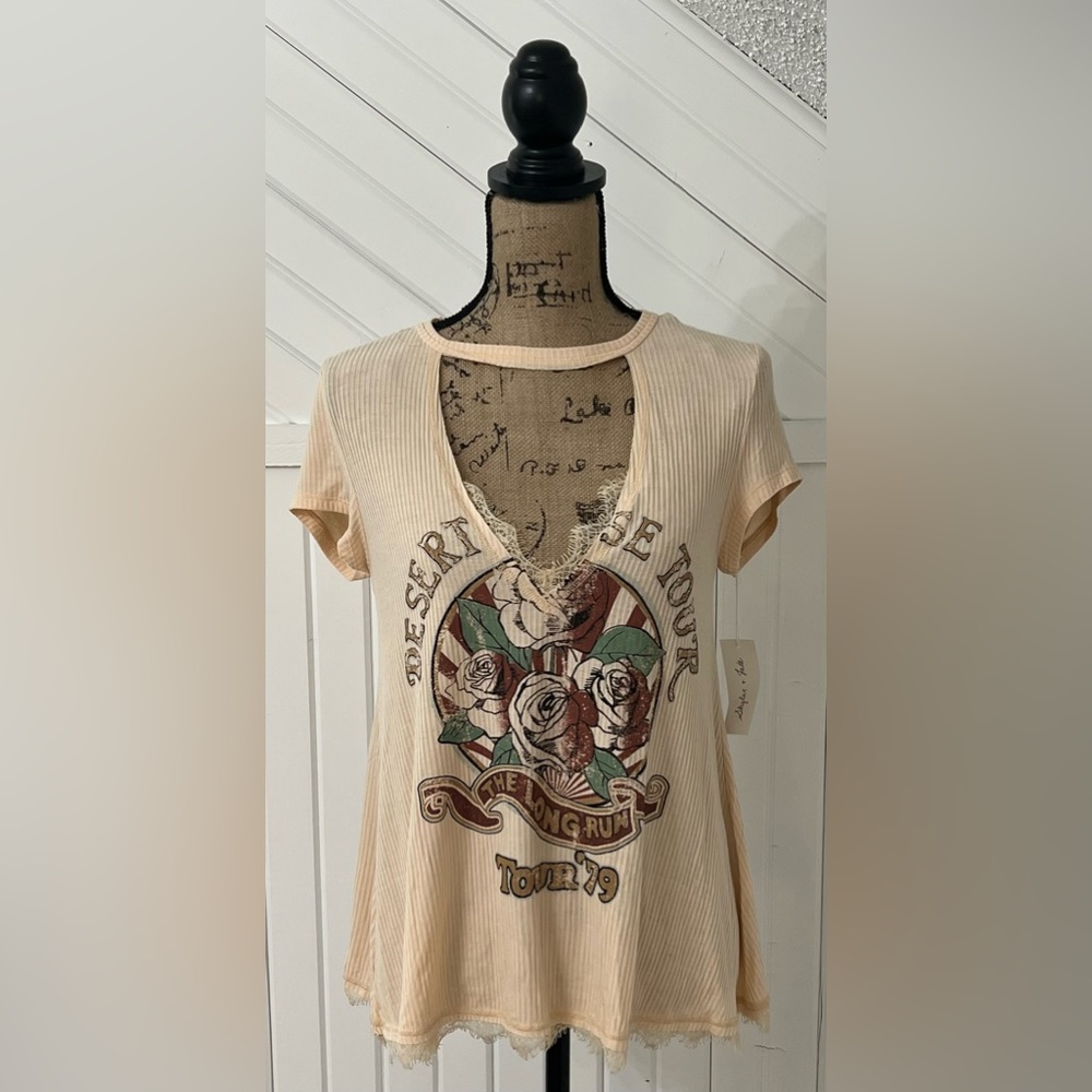 Cute Skylar + Jade Top (never worn/ used)